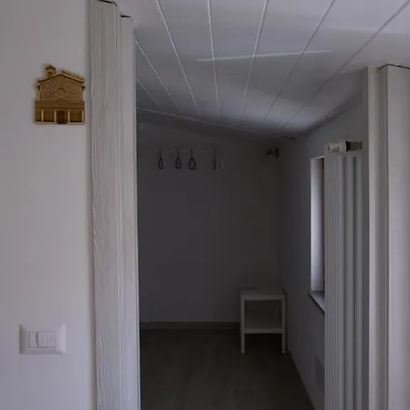 La Piazzetta - Guest house *