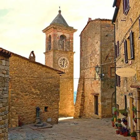 La Piazzetta * Casale Marittimo
